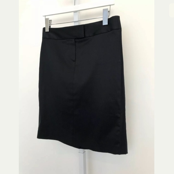 THEORY NAVY PINSTRIPE SKIRT 4 NWOTS! - Picture 4 of 13